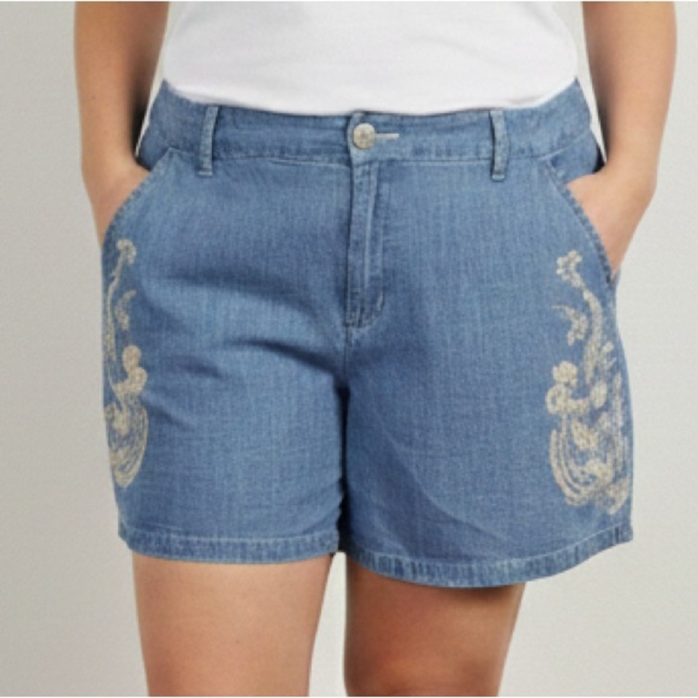 Liz Claiborne Vintage Embroidered Blue Jean Shorts